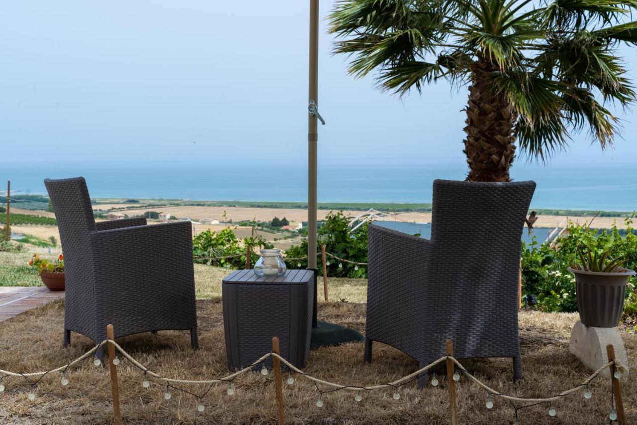 Вилла In Collina Sul Mare... Монтенеро-ди-Бизачча Экстерьер фото